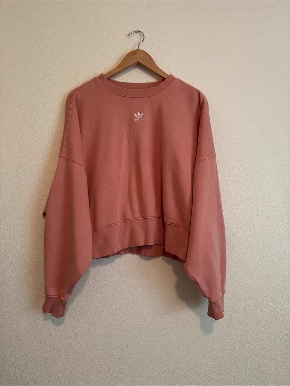 adidas Light Coral Color Cropped Crewneck Sweatshirt Size Medium